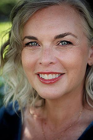 Profile photo for Shannon Guindon