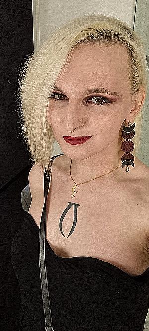 Profile photo for Ashley Bell