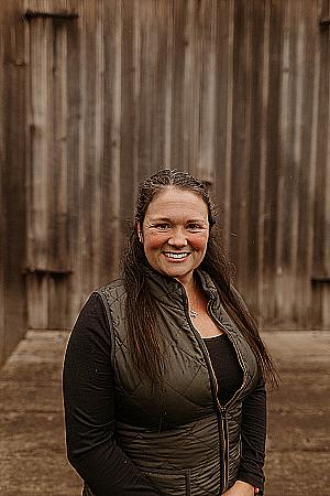 Profile photo for Carrie Ghizzone