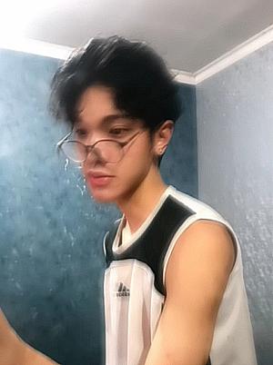 Profile photo for zayar zayar