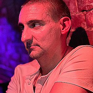 Profile photo for Matthew Neve-Kuehl