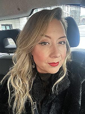 Profile photo for Helen Gregory