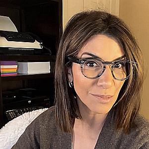 Profile photo for Tina Kamriani