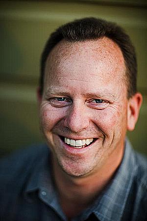 Profile photo for Scott Robinson