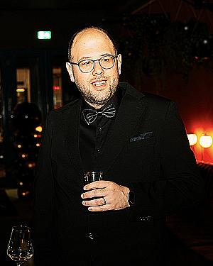 Profile photo for Leroy van Osch