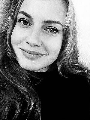 Profile photo for Rachel Head