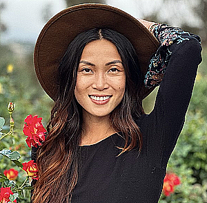 Profile photo for Linh Le