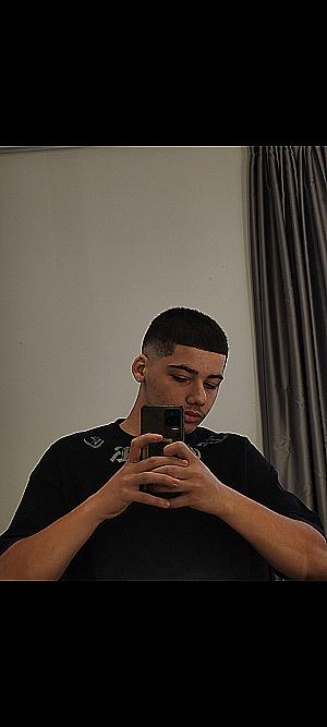 Profile photo for Mahmoud nashar