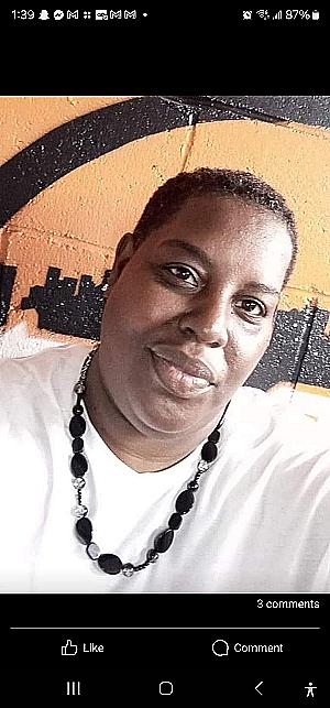 Profile photo for Kay Bey