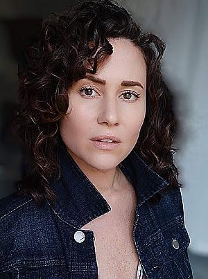 Profile photo for Emily Moment