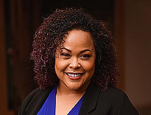 Profile photo for Miriam Wynn