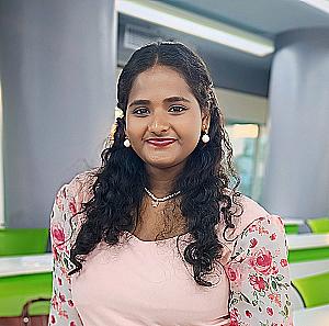 Profile photo for Pooja Pallai