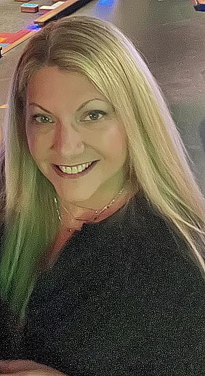 Profile photo for Jodi Brazlavsky