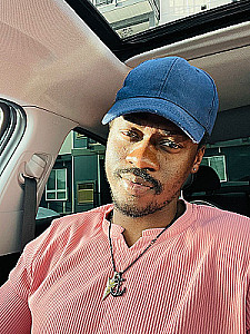 Profile photo for Dola Aderibigbe