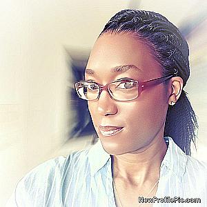 Profile photo for Estelle Smrtnikova