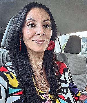 Profile photo for Denisse Zayas-Arca