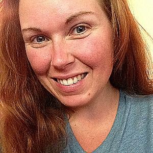 Profile photo for Holly Lindin