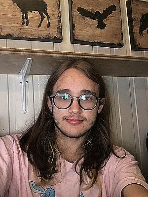 Profile photo for Elliot Guest