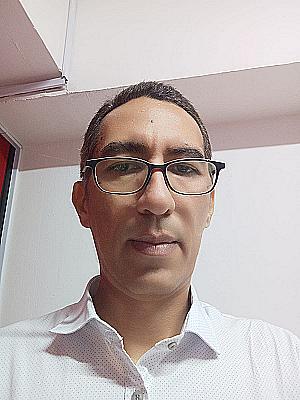 Profile photo for fabian charris