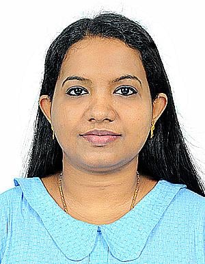 Profile photo for Caroline Elias