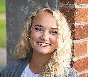 Profile photo for Lauren Kasper