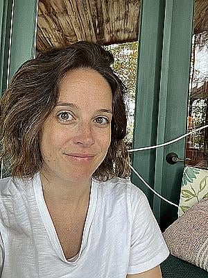 Profile photo for Amanda Kline