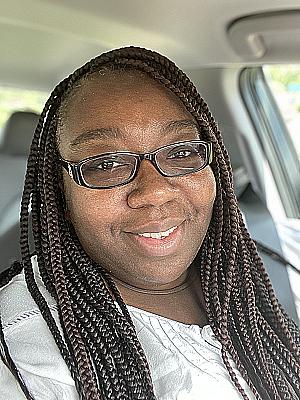 Profile photo for Samantha Callands