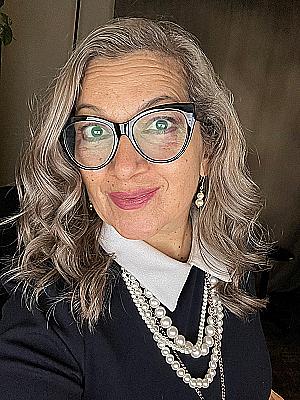 Profile photo for Dinorah Peña-Durán