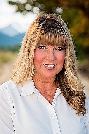 Profile photo for Sandy Kibling