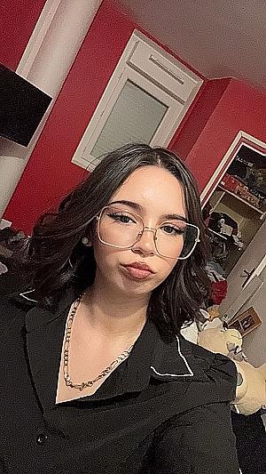 Profile photo for Ines francour