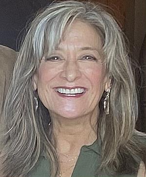 Profile photo for Linda Vierra