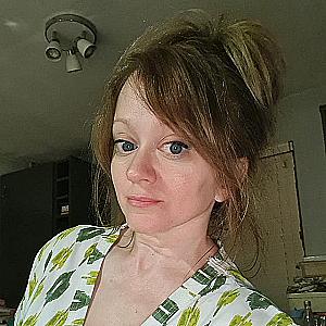 Profile photo for Lesley Johnson