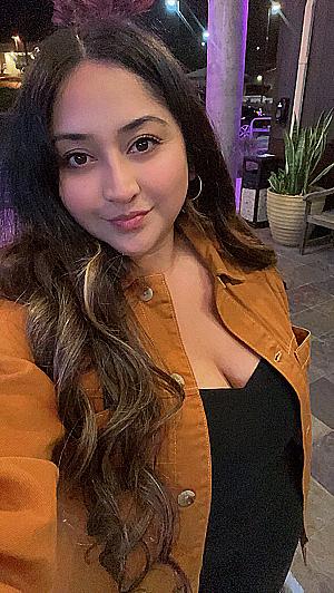 Profile photo for Jasmin Cruz