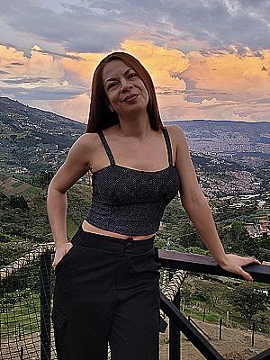 Profile photo for Ana Julia Henao