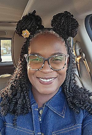 Profile photo for Lisa Israel