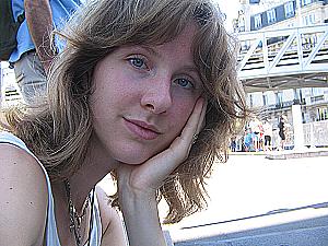 Profile photo for Dunya van den Tooren