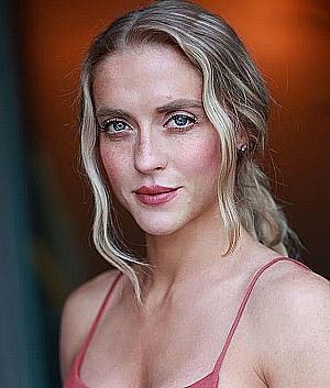 Profile photo for Ana Snyder