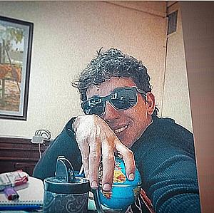 Profile photo for Yasser arian albornoz