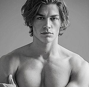 Profile photo for Mac drey