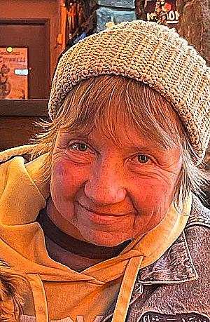 Profile photo for Mandy Woods