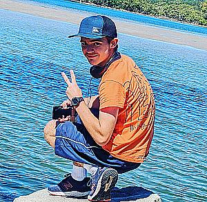 Profile photo for Bailey Harrison