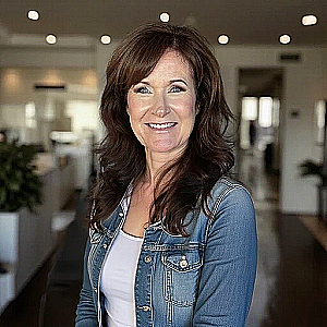 Profile photo for Nicole York Bogen