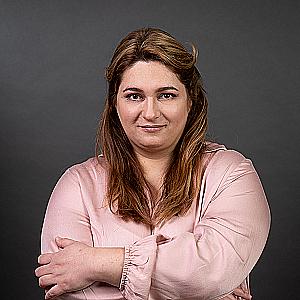 Profile photo for Rita Weinar