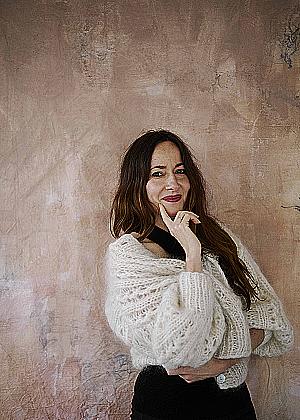 Profile photo for lorna milburn