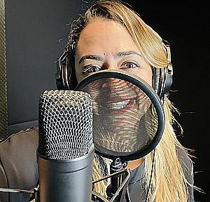 Profile photo for Vivi De Barrios
