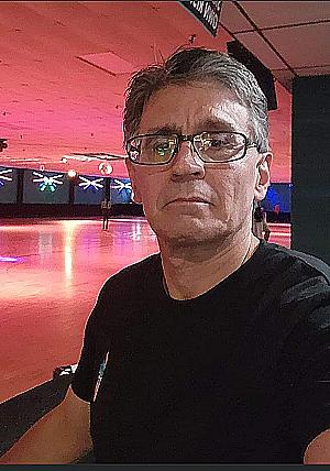 Profile photo for Robert Mounts