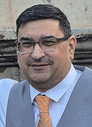 Profile photo for Stephen Silva Gomez