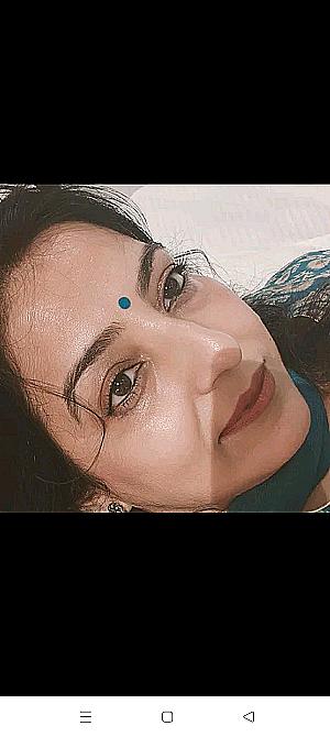 Profile photo for Hena Kaushis