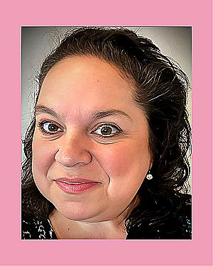 Profile photo for Victoria Vahedy