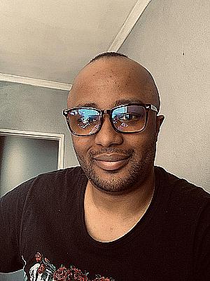 Profile photo for Nathi Siyengo